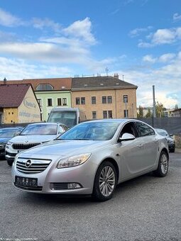 Opel Insignia, 2,0 BEZ KOROZE Ojeté, 2013, 239 253 km Karose