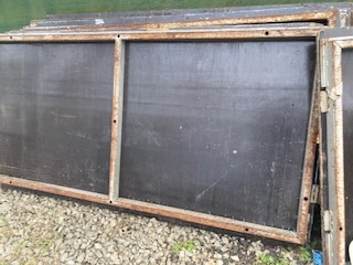 RÁMY S PŘEKLIŽKOVOU DESKOU