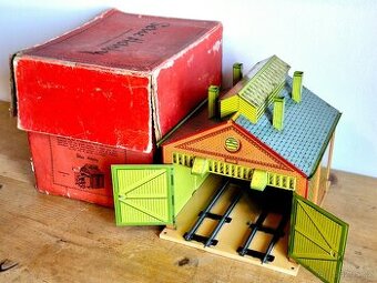 Vláčky - lokomotivní depo, No 1, Hornby, Francie, 1930