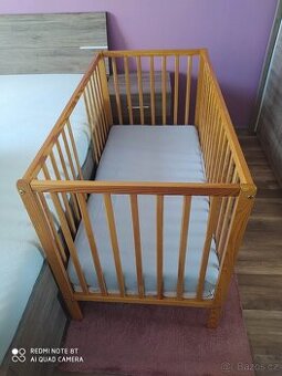 dětská dřevěná postýlka Bobas