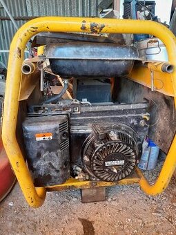 Generátor, centrála, 400