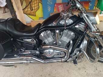 HARLEY DAVIDSON V-ROD