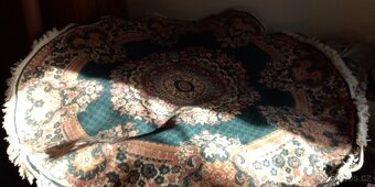 Kruh koberec přidáno foto