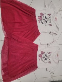 Šaty pro  malé  parádnice