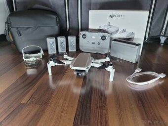 DJI Mini 2 SE – kompletní set | téměř nové baterie