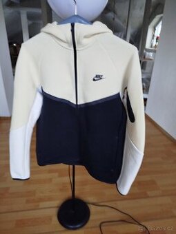 Nike Sportswear Tech Fleece Mikina/M/DPMC 3149Kč./Nová