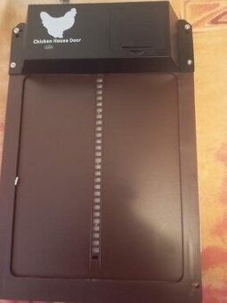 AUTOMATICKÁ DVÍŘKA KURNÍKU