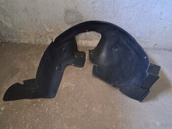 Přední plastový podběh