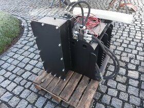 Míchací lopata na beton