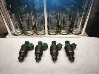 Prodám použité benzínové vstřikovače Škoda/VW 037906031AA