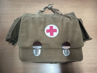 Stará vojenská lékárnička ČSLA 70- leta