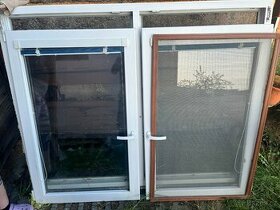 Plastové okno 166 x 133, dvojsklo, 1 síťka