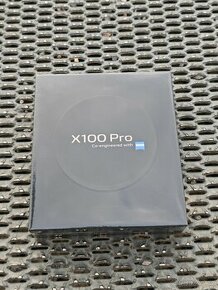 Vivo X100 Pro 512gb černý - 1