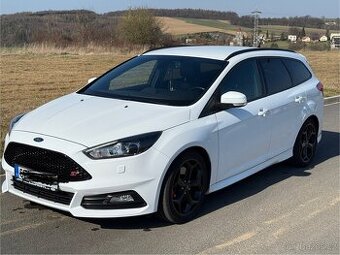 Ford Focus ST MK3 combi 2,0 TDCI 136KW - 1