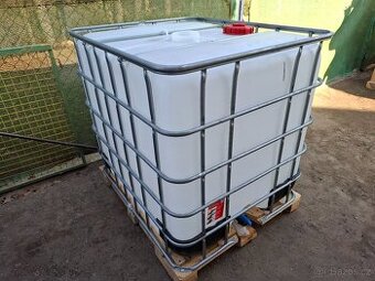 Ibc kontejner  1000 l, dřevěná paleta