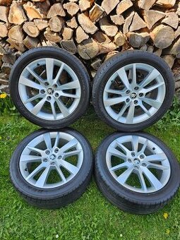 17" letni sada kol Trius na Skoda Octavia 3