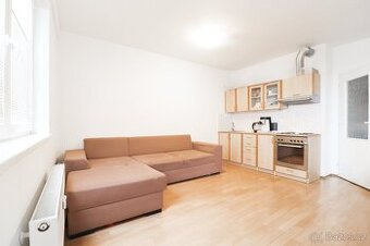 Prodej bytu 2+kk s balkonem, 46 m2, Praha 8 - Troja