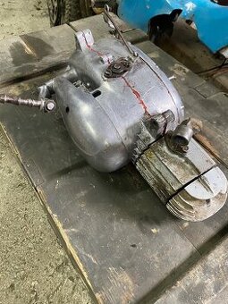 Motor jawa 50/555