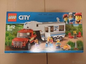 LEGO City 60182 Pick-up a karavan