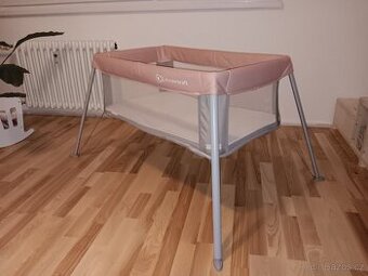 Cestovní postýlka MOVI Kinderkraft 2v1