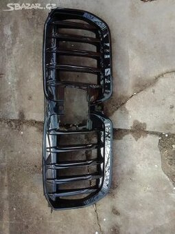BMW x1 u11 ledvinky gril mřížka maska