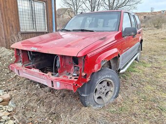 Jeep Grand Cherokee - 1