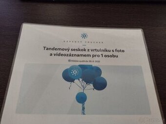 Tandemový seskok z vrtulníku s foto a videozáznamem