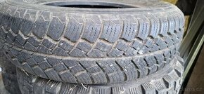 Pneu 165/70 R13 - 1