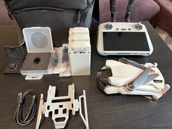 DJI Mini 3 Fly More Combo