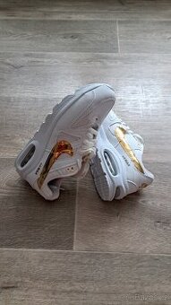 Nové dámské tenisky Nike Air Max