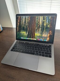 Apple MacBook Pro 13” (2019) s Touch Barem