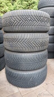 Pneu celoroční, 4 ks, rozměr 205/50/17, 93V, zn. HANKOOK