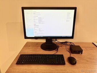 Mini PC Intel NUC 8i3beh + monitor Benq 24"+klávesnice myš