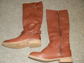 Hnědé kozačky vel.38