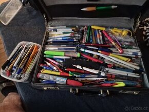 Sbírka propisek přes 300 ks