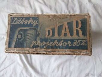 bakelitový projektor DIAR