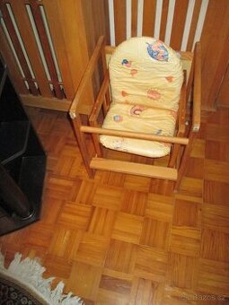 dětská židlička-stoleček-CHYBÍ PULTÍK