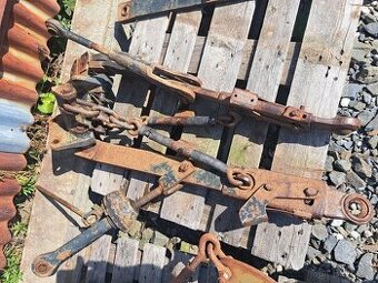 Zetor uřI 7711. 7745. kompletní ramena hydrauliky