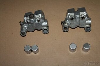 ČZ 125/519 Brzdiče přední a zadní