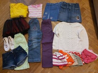 Balíček dívčího oblečení,  vel. 110/116