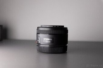 Canon EF 50mm F/1.8 STM + redukce EF/RF