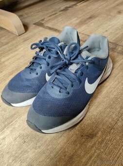 Boty NIKE vel. 37,5