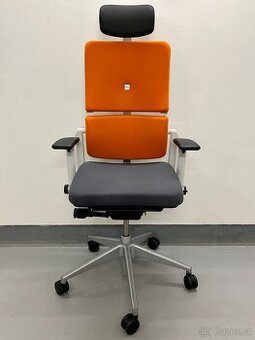 Kancelářská židle Steelcase Please s podhlavníkem