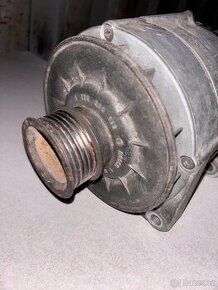 BMW E36 M50B25 Alternátor