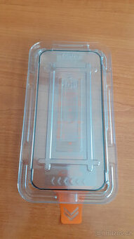 iphone 15 pro ochranné sklo včetně aplikátoru