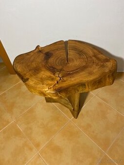 Konferenční stolek masiv