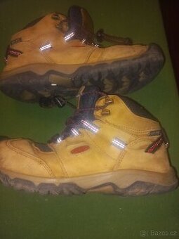 zimní pohorky vel 34 KEEN