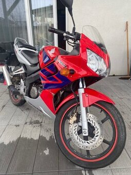 HONDA CBR 125R