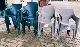 Plastové židle - nové