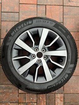 Originál kola Toyota